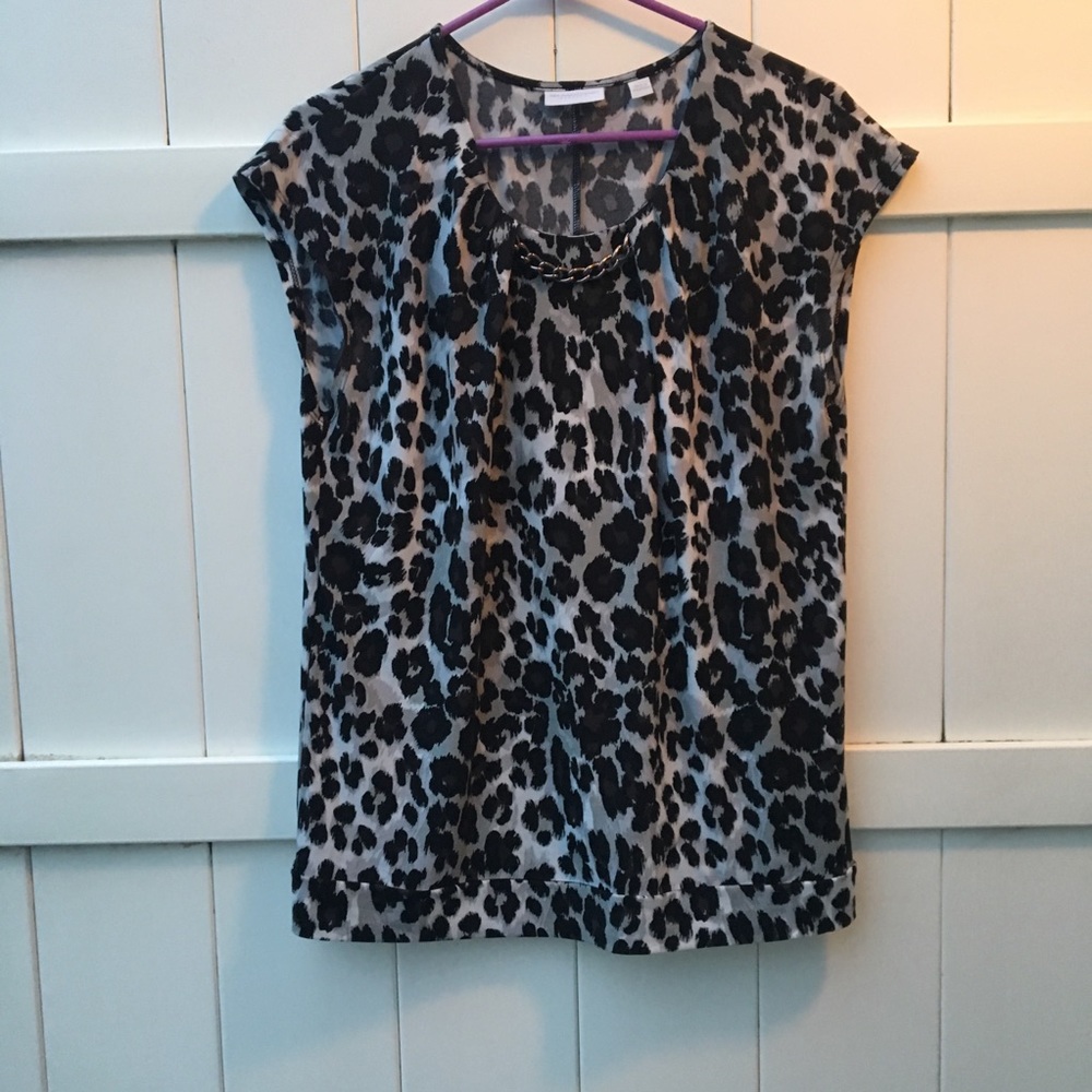 Sleeveless Blouse